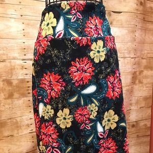 Lularoe Cassie skirt size medium